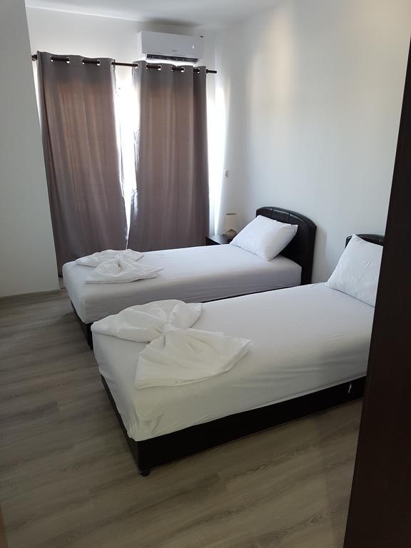 Avdiu Apartment ウルツィニ エクステリア 写真